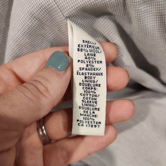 Banana Republic striped womens blazer - size 2 - Picture 8 of 9